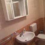 House Kalepin شقة بيبينيا