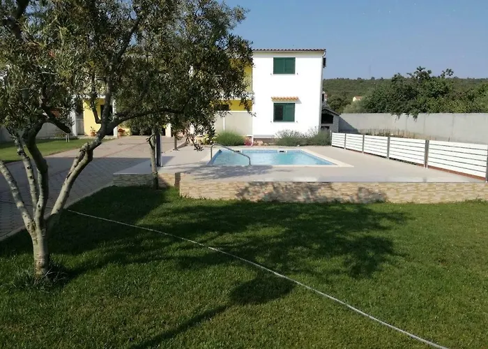 Apartman House Kalepin *